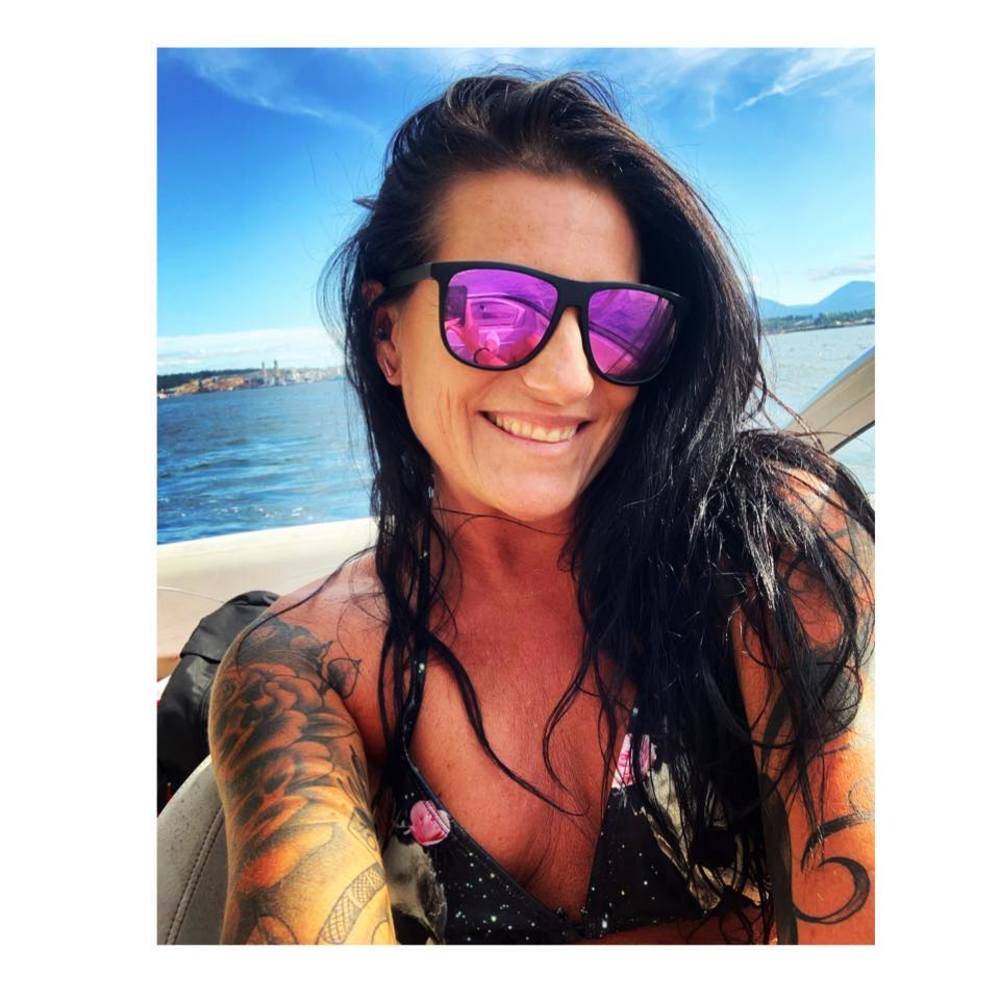 Meet your Posher, Becky